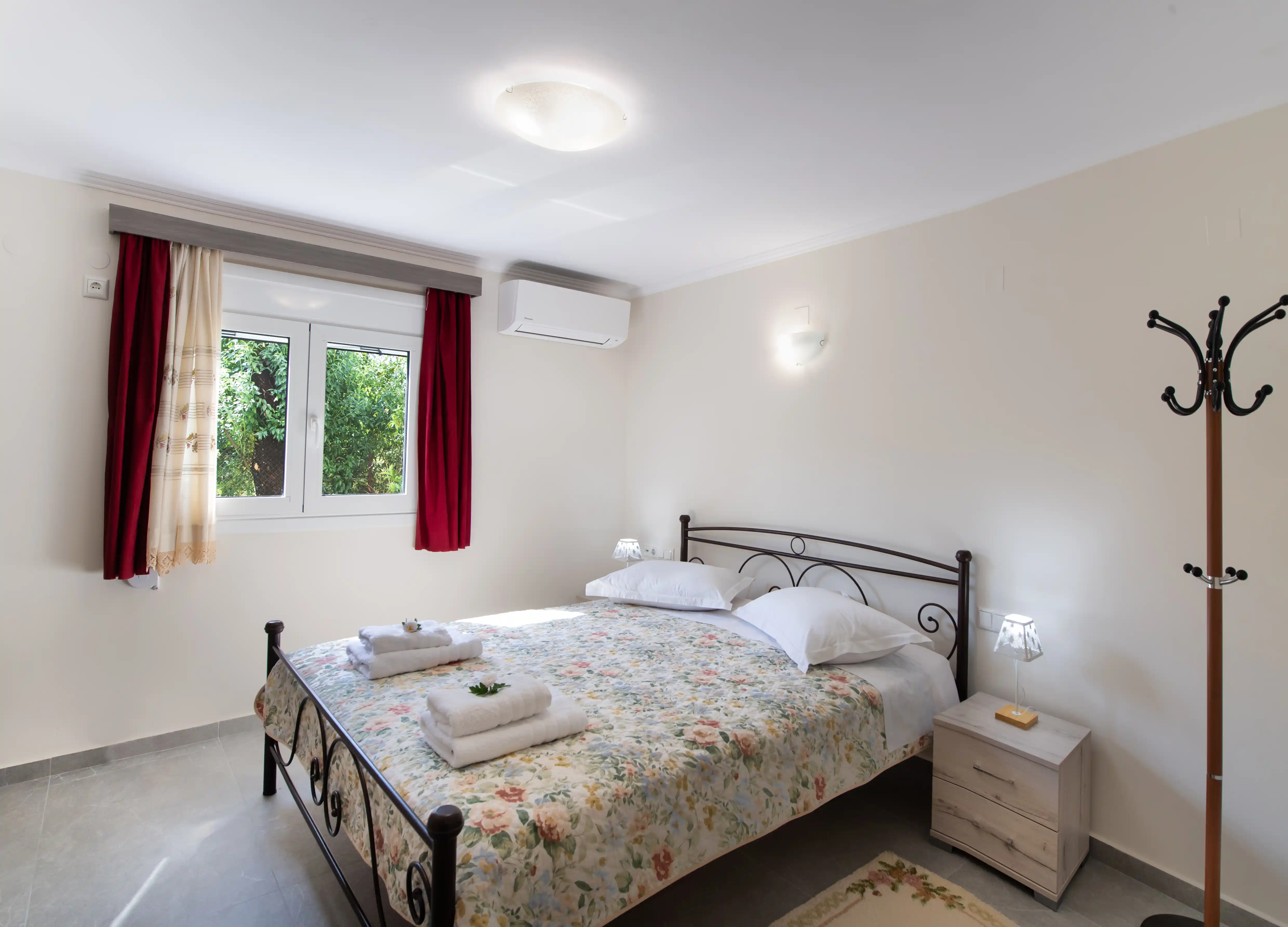 Spacious bedroom